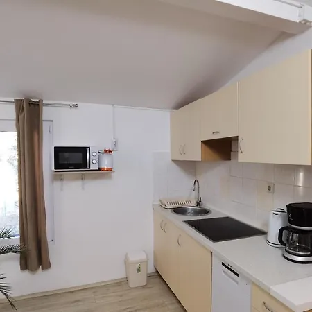 House Rosemary Apartment *